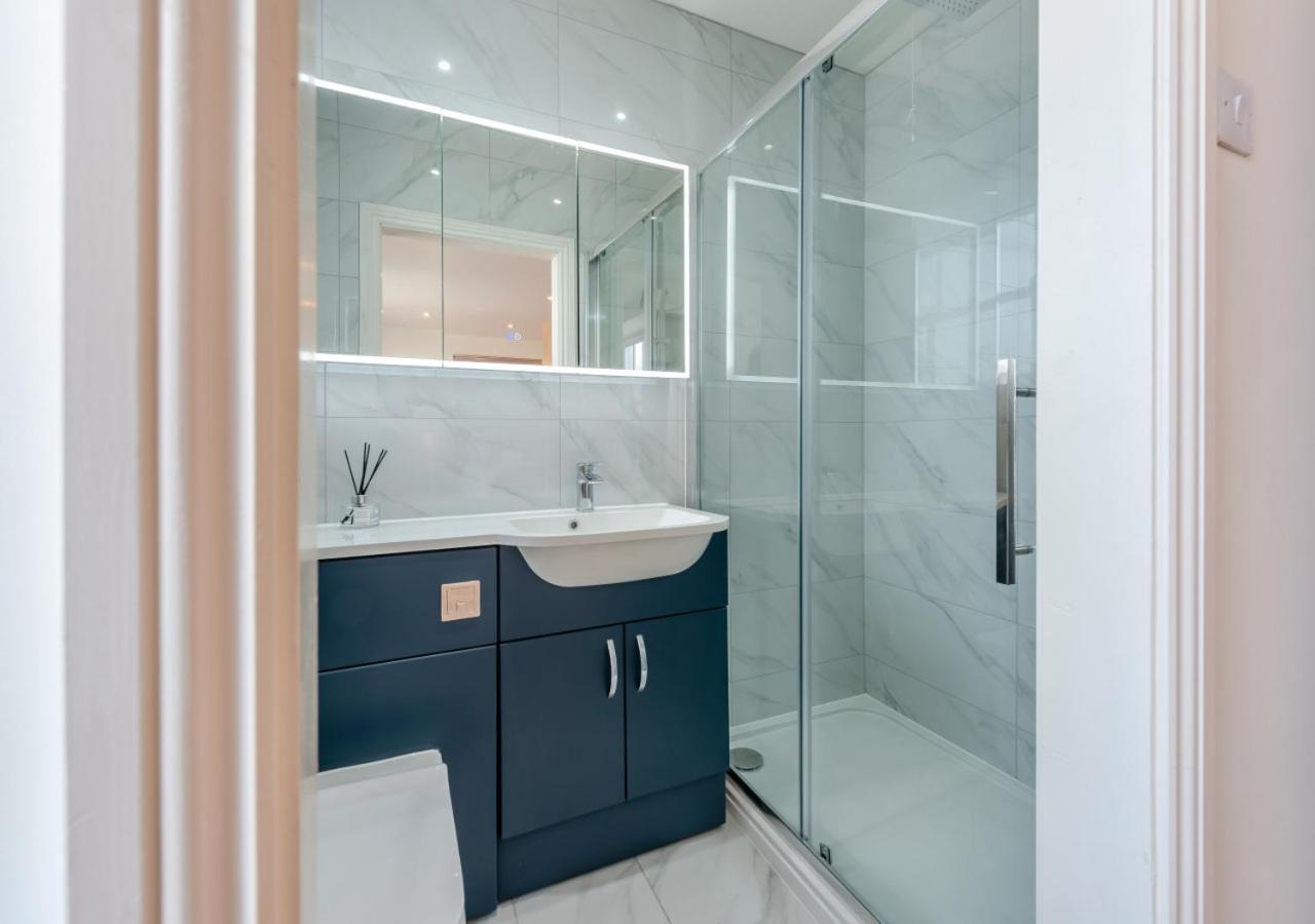 Clifton House Villa Тенби Екстериор снимка